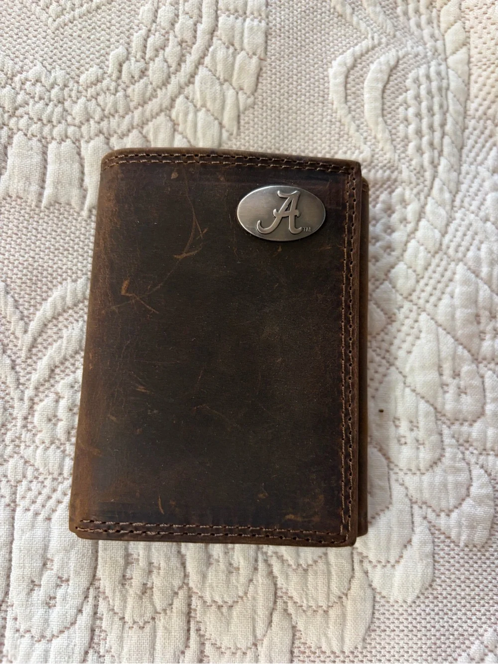 NWOT Zep Pro University of Alabama Roll Tide brown Leather Trifold Wallet pics